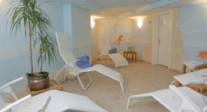 Hotel Butterfly, Zermatt ski chalet, image 7